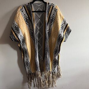 Stylish Yellow and Black Geometric Poncho